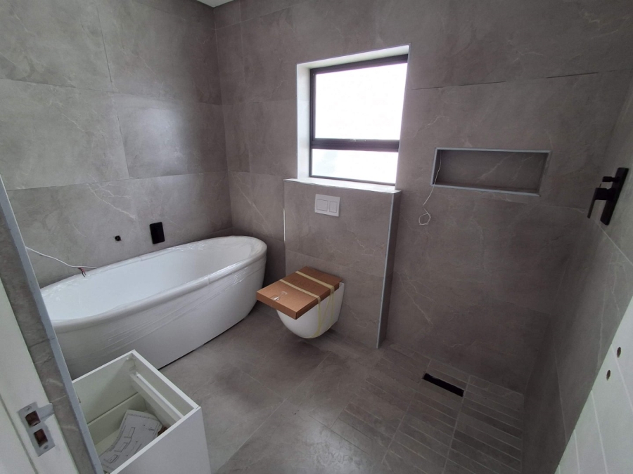 2 Bedroom Property for Sale in Beachfront Western Cape